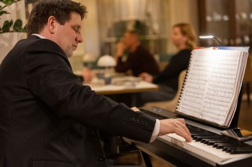 Piano Péntek Budapest
